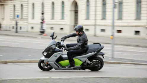 bmw-c-evolution-electric-scooter-6-620x350