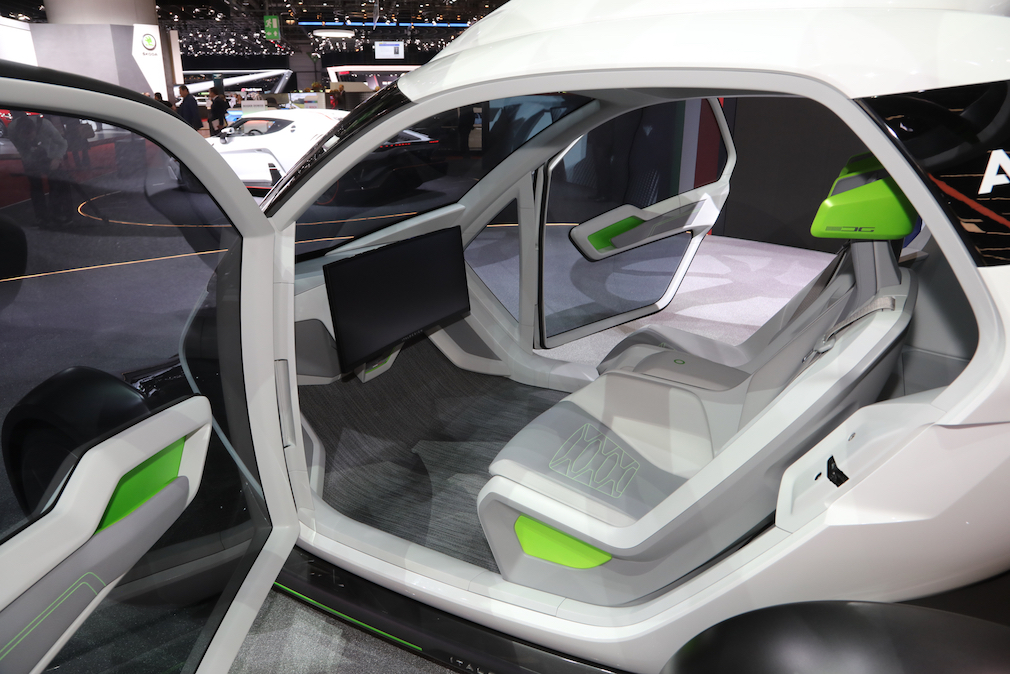 Italdesign-Airbus-PopUp-concept-interior